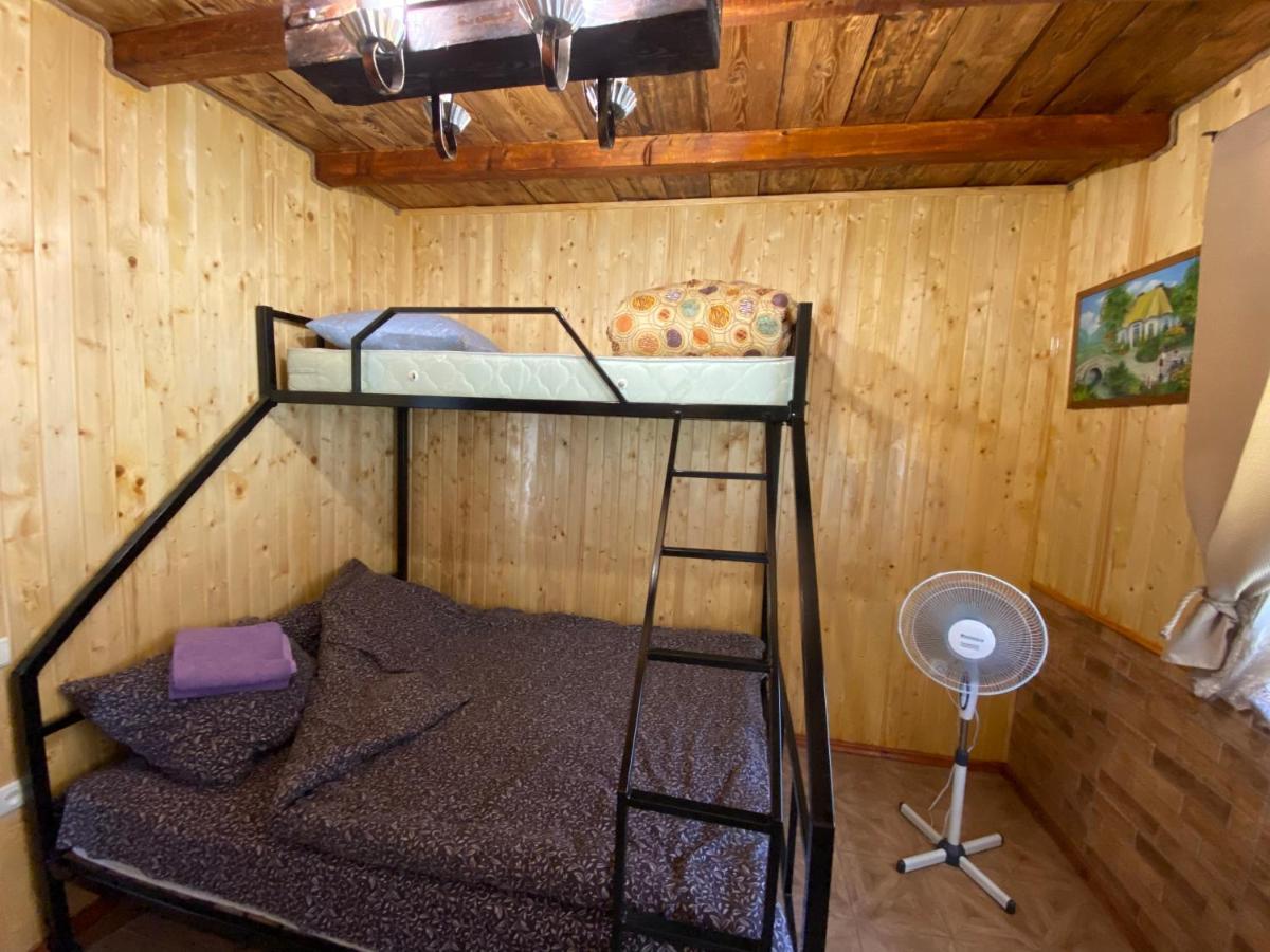 カームヤネツィ・ポジーリシクィイСердце Каньонаアパートメント 部屋 写真